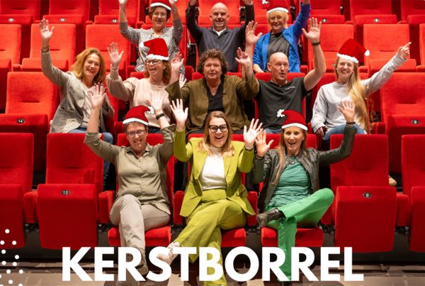 Kerstborrel met huisgenoten Spectrum